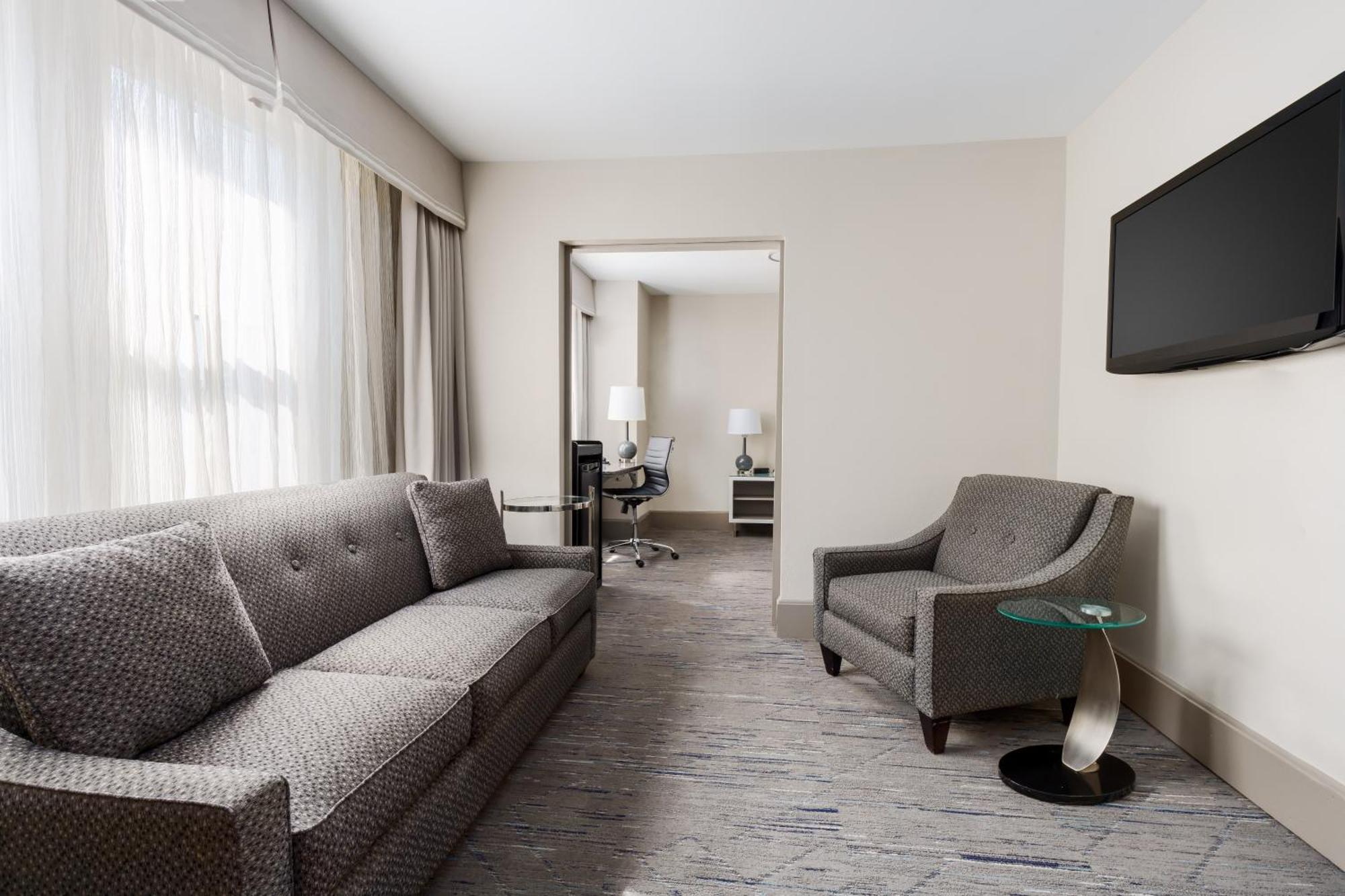 Holiday Inn Express Chicago - Magnificent Mile By Ihg Exteriör bild