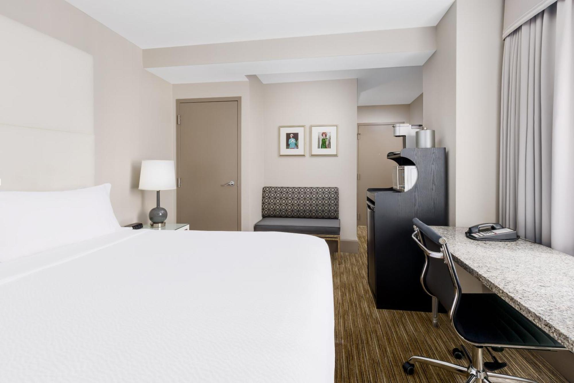 Holiday Inn Express Chicago - Magnificent Mile By Ihg Exteriör bild