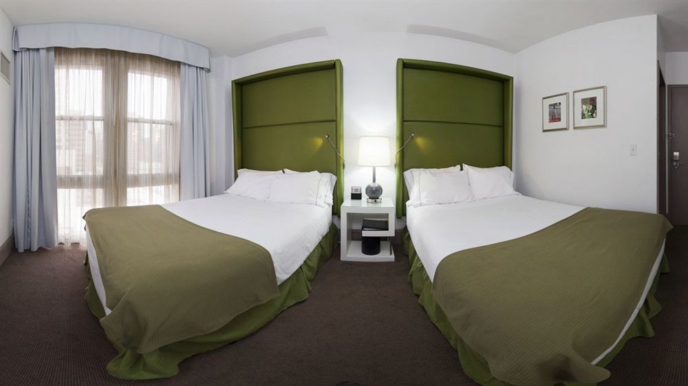 Holiday Inn Express Chicago - Magnificent Mile By Ihg Exteriör bild