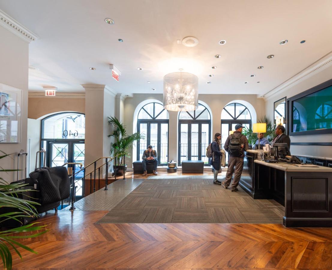 Holiday Inn Express Chicago - Magnificent Mile By Ihg Exteriör bild